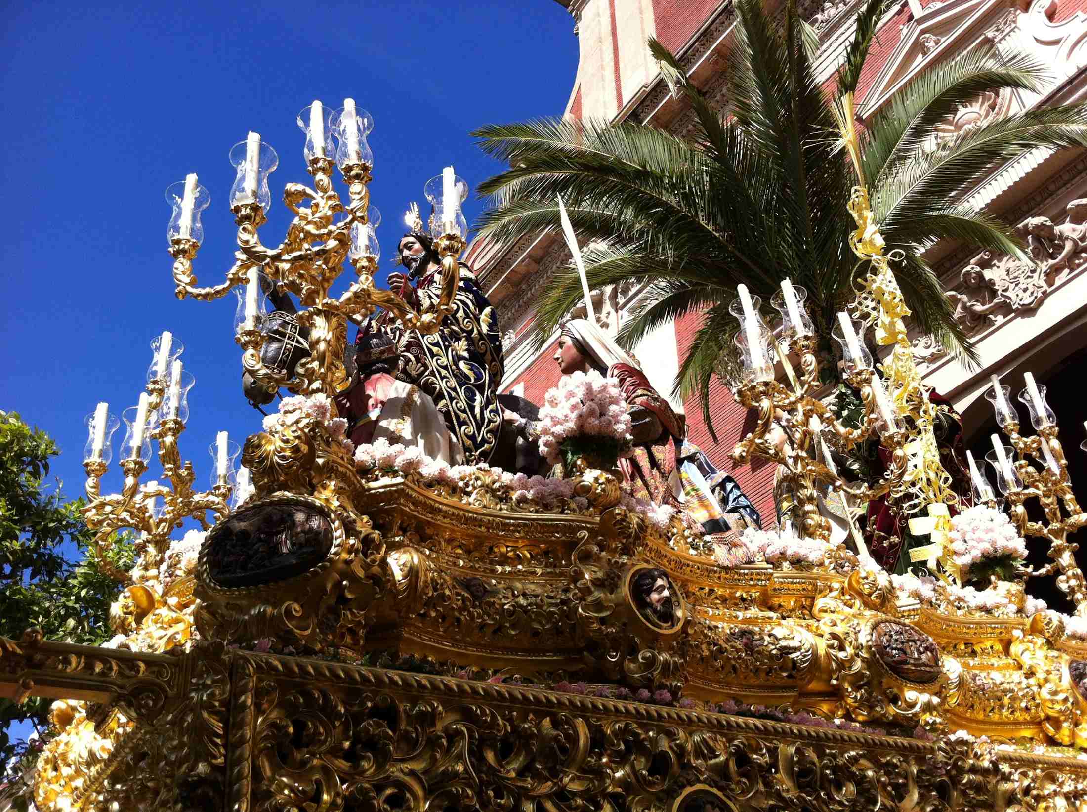 Semana Santa en Sevilla Fiestas y Tradiciones de España Fiestas y
