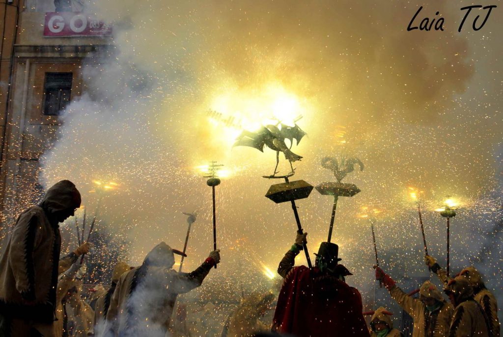 3 Fiestas espectaculares de «Ball de Diables» o Baile de Diablos