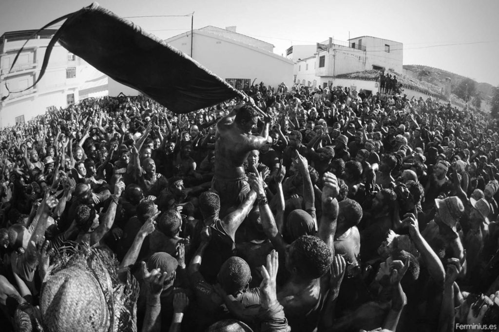 Cascamorras de Baza y Guadix, un personaje querido y perseguido